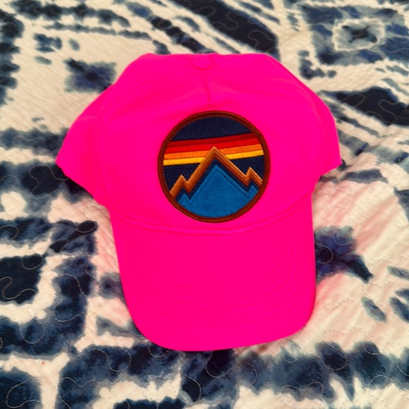 NWT Aviator Nation All Seasons Trucker Hat - Picture 3 of 8